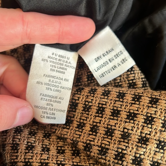 Vintage Jones New York Light Brown and Black Checkered Blazer - Picture 6 of 10